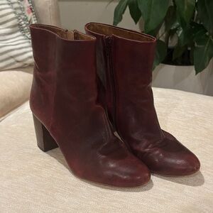 Corso Como Rich Burgundy Ankle Booties